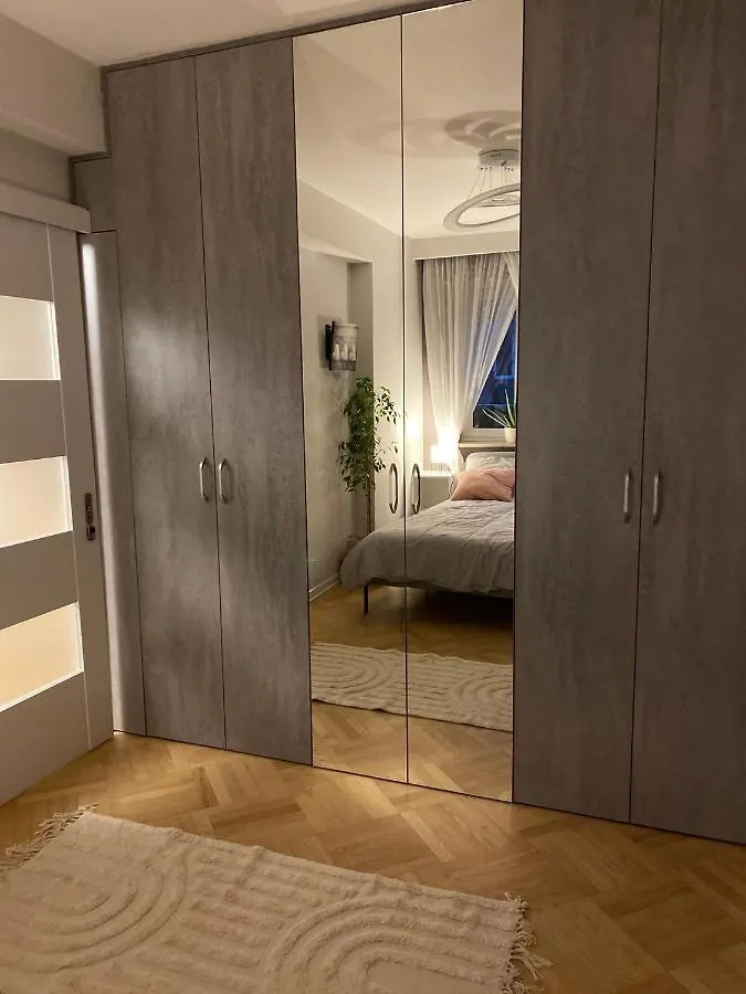 Apartament Z Tarasem Przy Parku Warsaw 0*,